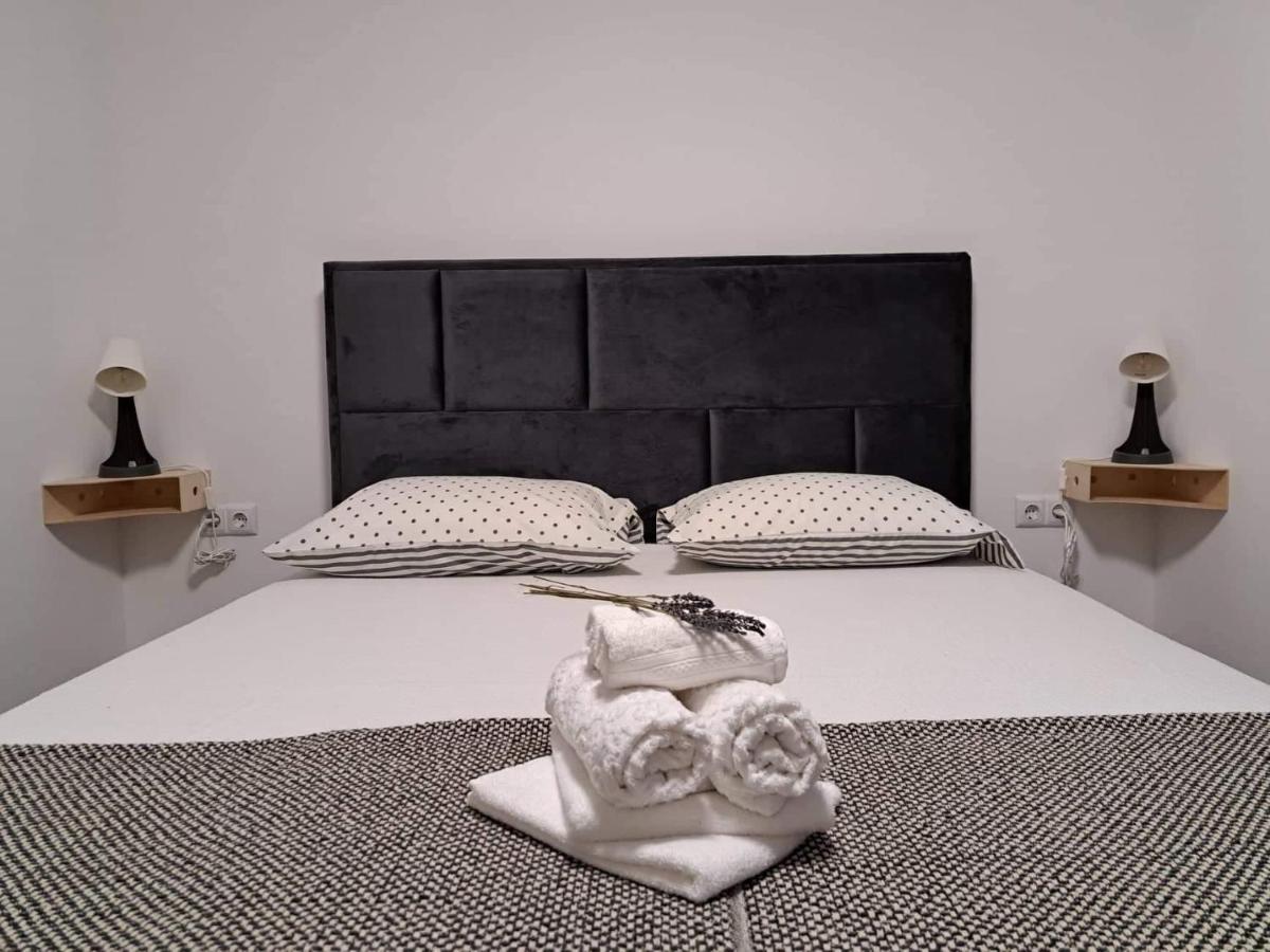 Apartman Megolina วาราชดีน ภายนอก รูปภาพ