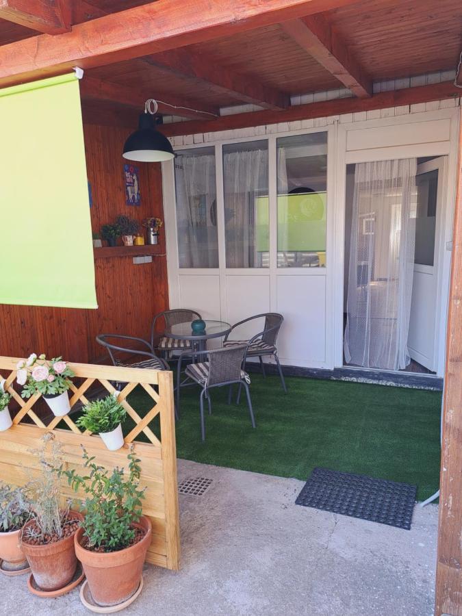 Apartman Megolina วาราชดีน ภายนอก รูปภาพ
